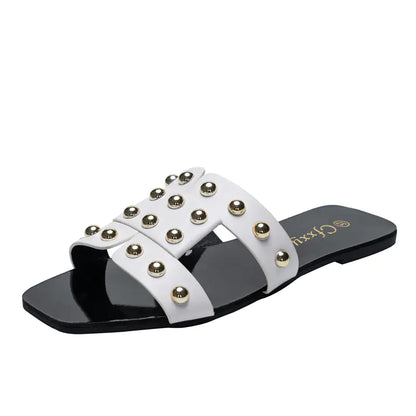 Fashion Rivet Flat Sandals for Women’s Casual Wear / Bolbolti